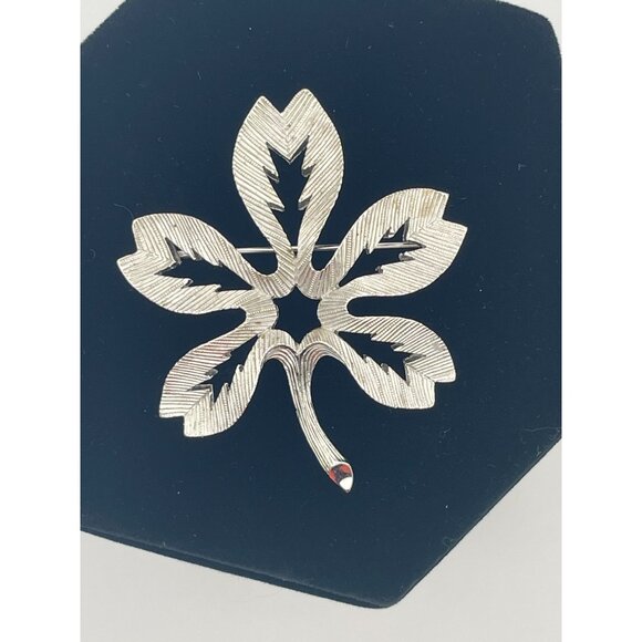 Vintage Trifari Brooch Textured Silver Tone Flower Leaf - Picture 3 of 7